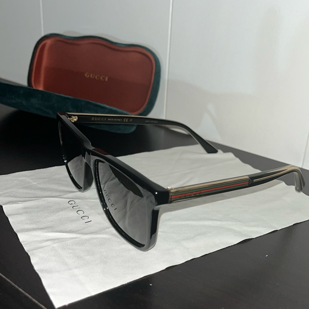 Gucci GG0381SN sunglasses